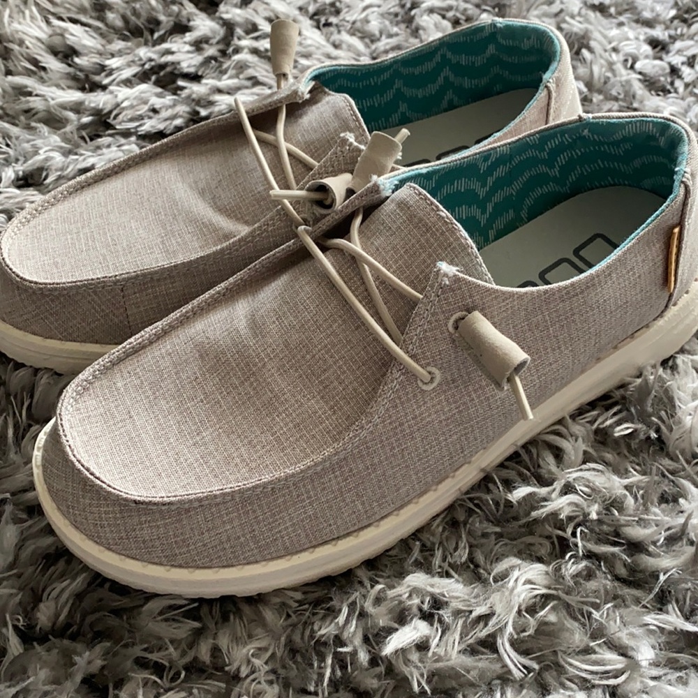 Hey dudes! Size 7